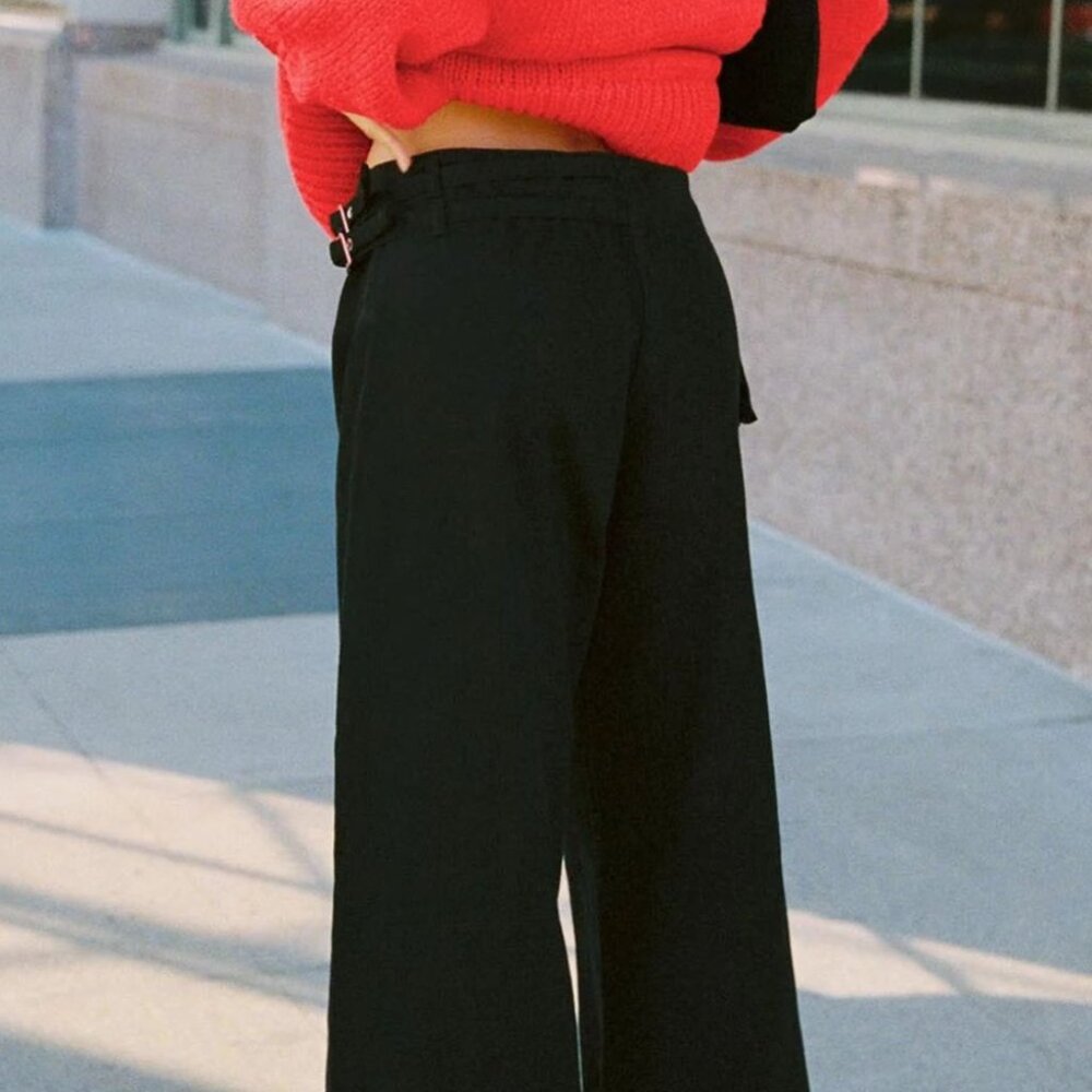 Wide Leg Jeans with Pockets - Picture 6 of 8